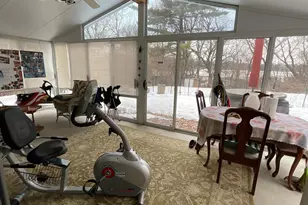 1025 Colby St, Saint Paul, MN 55116 - Photo 6