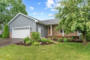 2513 Burl Oak Curve, Hudson, WI 54016 - Photo 4