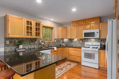 2513 Burl Oak Curve, Hudson, WI 54016 - Photo 12