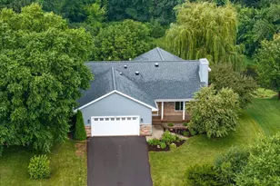 2513 Burl Oak Curve, Hudson, WI 54016 - Photo 2