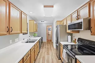 588 Spruce Dr, Hudson, WI 54016 - Photo 6