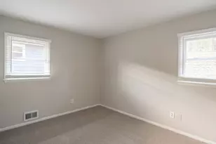 6418 Knoll Street N, Golden Valley, MN 55427 - Photo 14