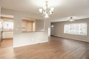6418 Knoll Street N, Golden Valley, MN 55427 - Photo 8