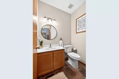 17975 Cobblestone Way, Eden Prairie, MN 55347 - Photo 10