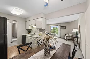 3153 Old Hwy 8, Roseville, MN 55418 - Photo 6