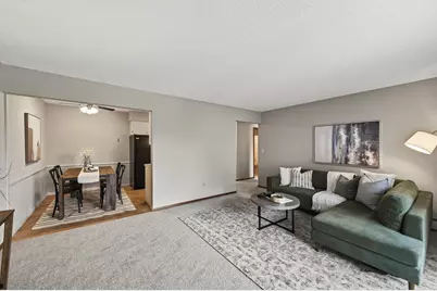 3153 Old Highway 8 #304, Roseville, MN 55418 - Photo 4