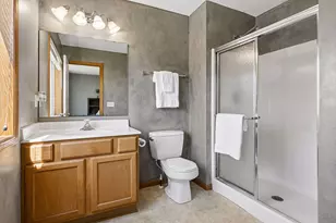 1617 Lexington Ln, Shakopee, MN 55379 - Photo 20