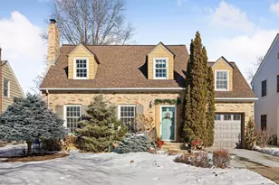 1827 Eleanor Ave, Saint Paul, MN 55116 - Photo 2