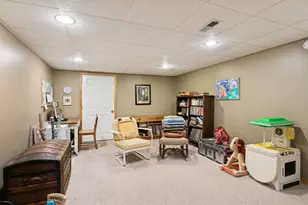 1827 Eleanor Ave, Saint Paul, MN 55116 - Photo 26