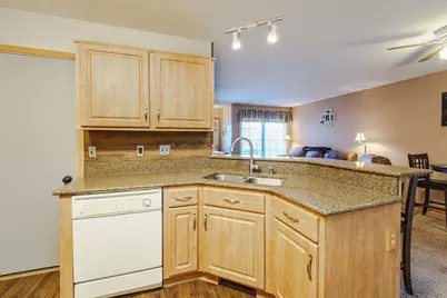 13154 Meadowood Curve NW #10NW, Coon Rapids, MN 55448 - Photo 8