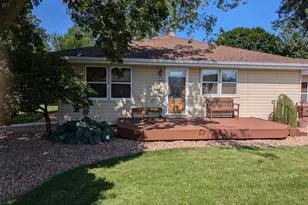 17 Gold St, Minnesota Lake, MN 56068 - Photo 34