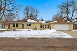 17 Gold St, Minnesota Lake, MN 56068 - Photo 1