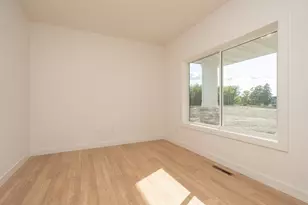 25341 Delmar Ave, New Prague, MN 56071 - Photo 6