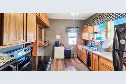 212 8th Street E, Jasper, MN 56144 - Photo 8