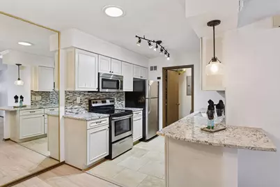 3660 Independence Avenue S #41, Saint Louis Park, MN 55426 - Photo 6