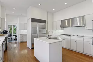 2218 Lake Of The Isles Parkway W, Minneapolis, MN 55405 - Photo 14