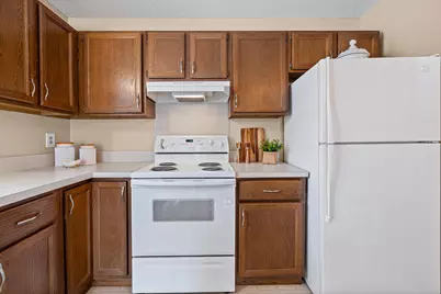 1112 67th Avenue N, Brooklyn Center, MN 55430 - Photo 12