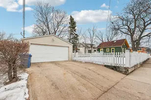 4701 Bryant Ave N, Minneapolis, MN 55430 - Photo 36