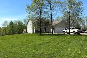 8646 170th St, Milaca, MN 56353 - Photo 2