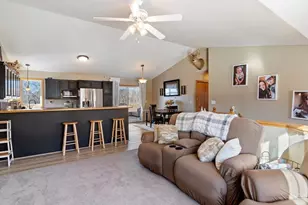 8646 170th St, Milaca, MN 56353 - Photo 4