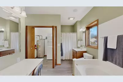 89 W 2nd Street, Buffalo City, WI 54622 - Photo 24