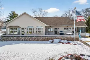 89 W 2nd St, Buffalo City, WI 54622 - Photo 2