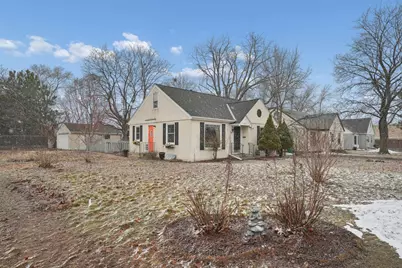 5401 Hampshire Avenue N, Crystal, MN 55428 - Photo 2