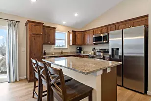 154 Hawaii St SE, Lonsdale, MN 55046 - Photo 8