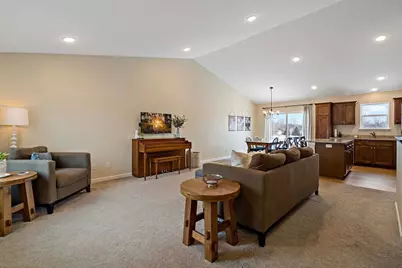 154 Hawaii Street SE, Lonsdale, MN 55046 - Photo 4