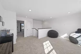 5490 Annapolis Ln N, Plymouth, MN 55446 - Photo 4