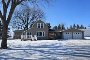 37485 155th Ave, Eagle Bend, MN 56446 - Photo 1