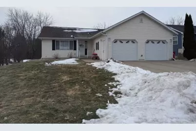 8700 Rollin Sunset Drive, Winona, MN 55987 - Photo 1