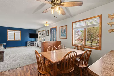 239 W Minnesota Street, Le Center, MN 56057 - Photo 8