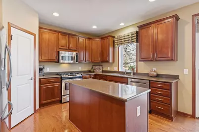 6975 Timber Ridge Hollow S, Cottage Grove, MN 55016 - Photo 14