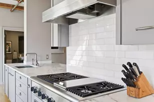 406 Wacouta St, Saint Paul, MN 55101 - Photo 2