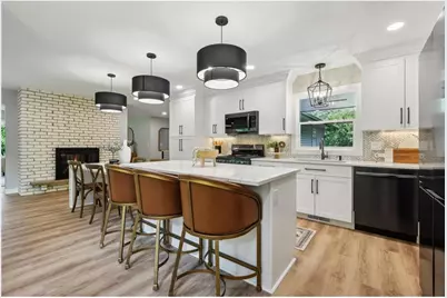 6860 Rosemary Road, Eden Prairie, MN 55346 - Photo 4