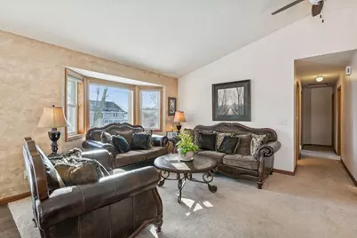 7140 Upper 157th Street W, Apple Valley, MN 55124 - Photo 14