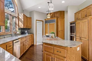4325 Rosewood Ln N, Plymouth, MN 55442 - Photo 18