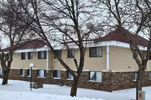 318 Spruce St, Paynesville, MN 56362 - Photo 2