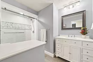 9486 Olympia Dr, Eden Prairie, MN 55347 - Photo 26