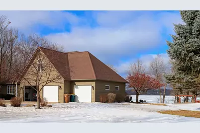 2722 Campus Lane, Albert Lea, MN 56007 - Photo 2