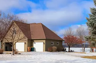 2722 Campus Ln, Albert Lea, MN 56007 - Photo 2