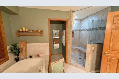 2722 Campus Lane, Albert Lea, MN 56007 - Photo 14