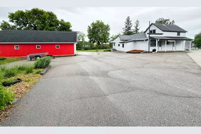 702 E Beech Avenue, Fergus Falls, MN 56537 - Photo 32