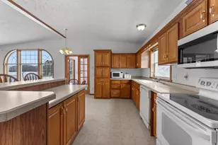 39052 Mica Ave, North Branch, MN 55056 - Photo 14