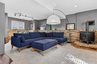 1805 Lannon Ct, Burnsville, MN 55337 - Photo 18