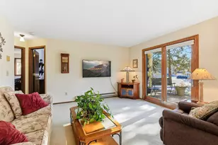 1581 Wheelock Ln, Saint Paul, MN 55117 - Photo 2