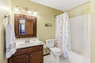 1581 Wheelock Ln, Saint Paul, MN 55117 - Photo 20