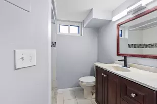 5918 Admiral Ln N, Brooklyn Center, MN 55429 - Photo 38