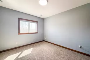 3927 Stone Point Dr NE, Rochester, MN 55906 - Photo 22